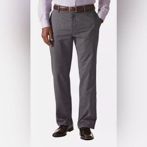 Levi’s Docker’s Flat Front Straight Easy Khaki in Grey sz 30/32